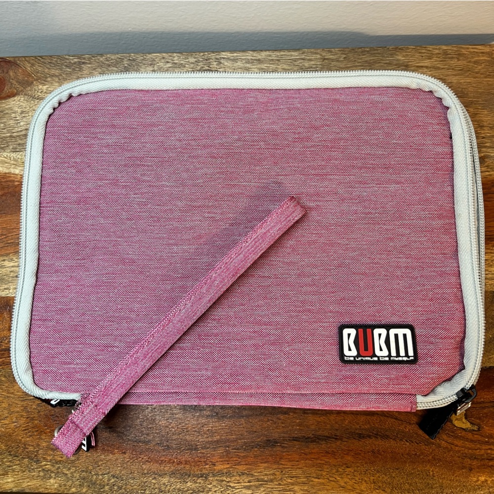 BUBM NWOT Electronic Charger Cord Tablet Travel Organizer